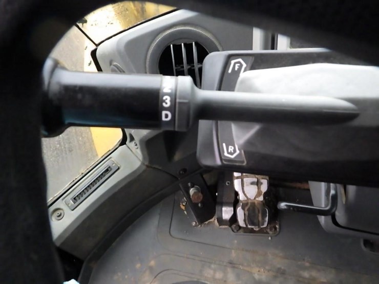 2017-caterpillar-950m-image-32