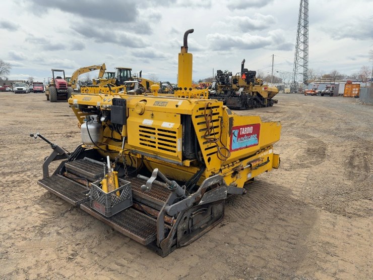 2005-gehl-1648-image-5