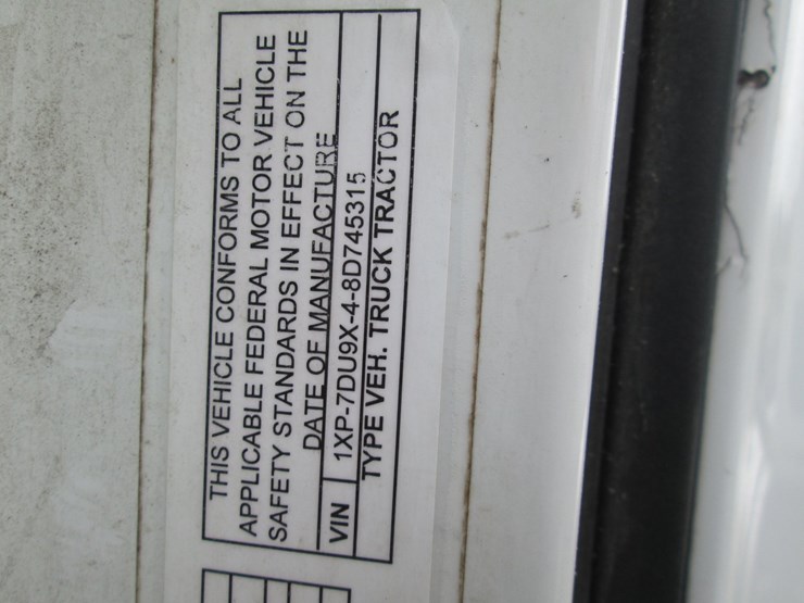 2008-peterbilt-387-image-56