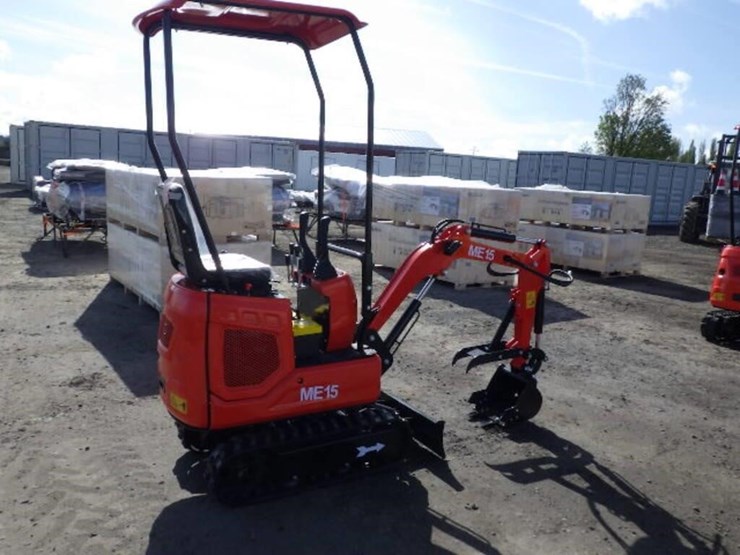 2026-sdlanch-me15-hydraulic-excavator-image-3