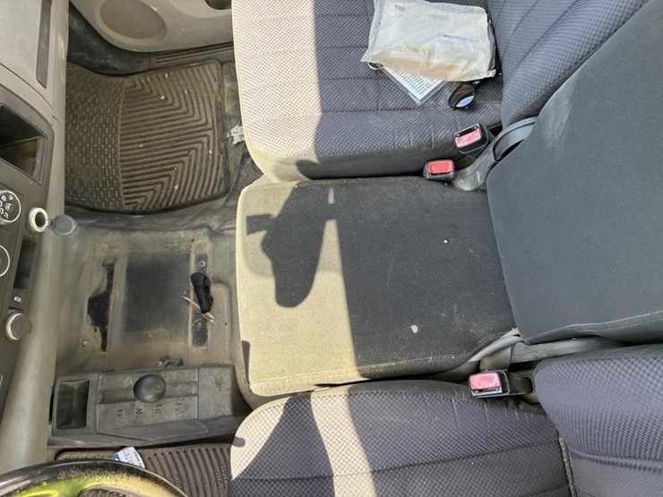 2012-gmc-sierra-2500-image-19