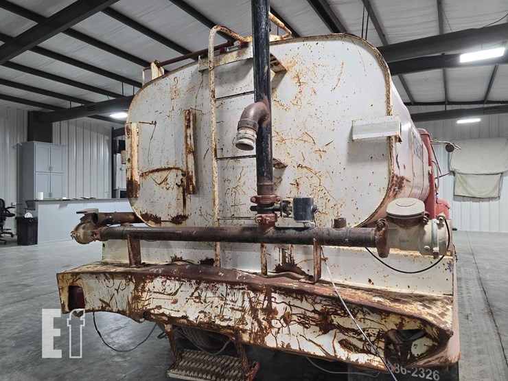 1990-international-4900-image-19