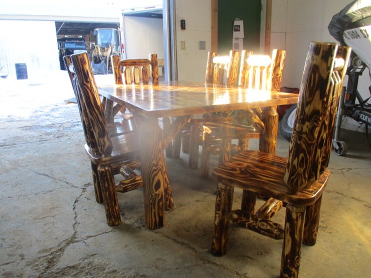 #7136-•-kitchen-table-w/6-chairs-image-5