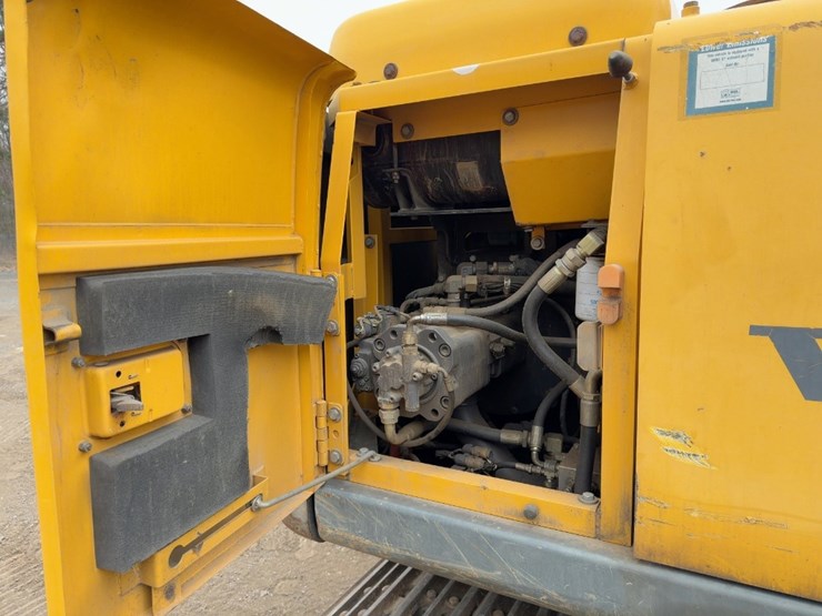 2006-volvo-ec140b-lc-image-34