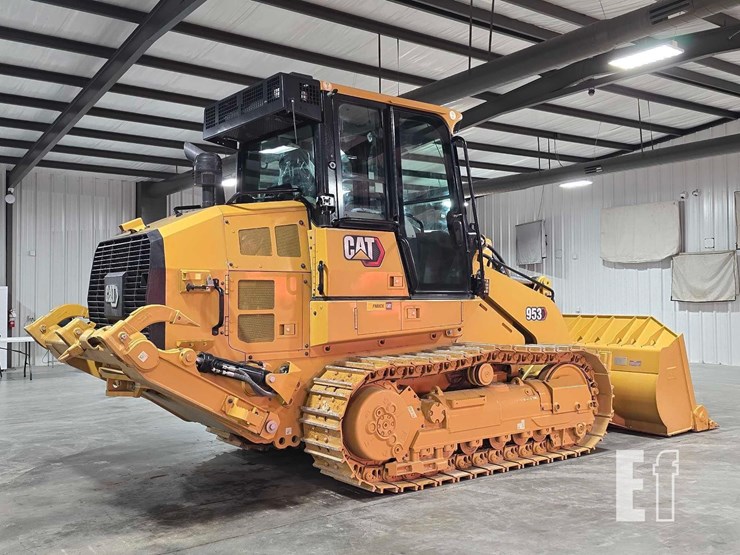 caterpillar-953-image-3