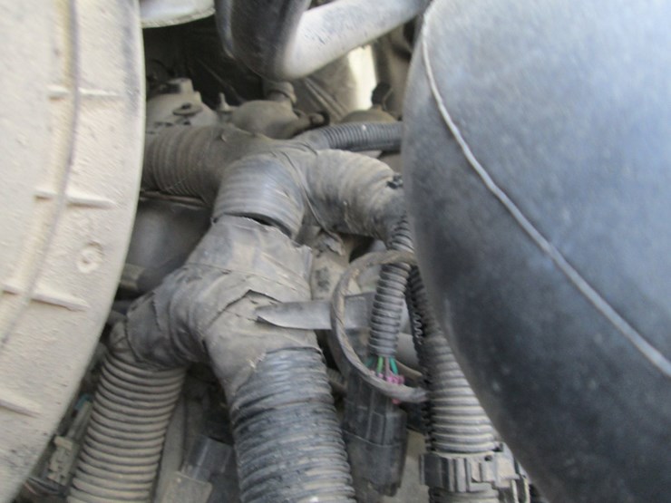 #46152-•-2005-chevrolet-s/a-single-cab-flatbed-truck-1gdg5c1e75f902740-image-20