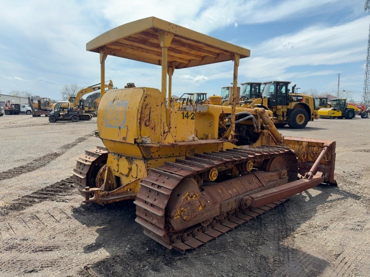 caterpillar-d6-image-5