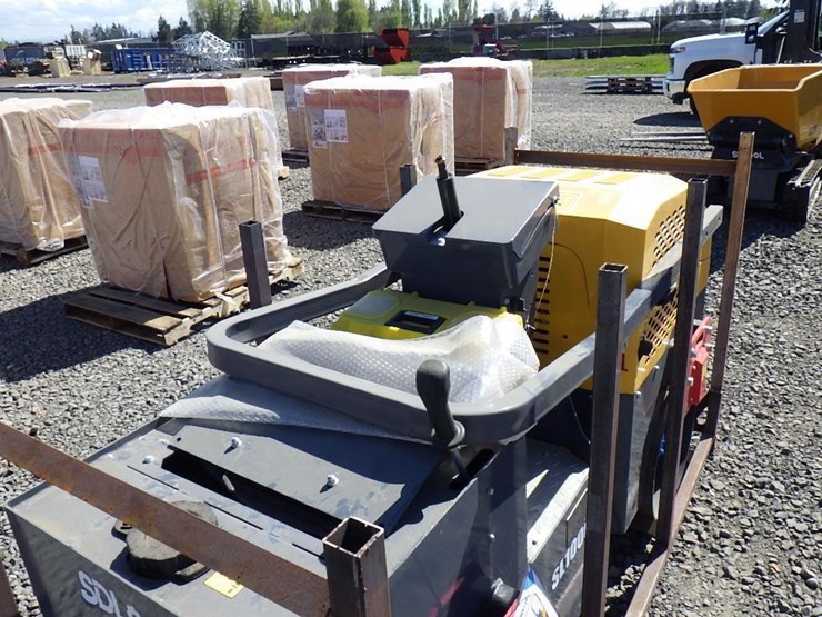 2026-sdlool-1000-vibratory-smooth-drum-roller-image-10