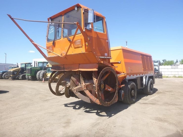 1985-rolba-r3000-hydraulic-snow-thrower-image-9