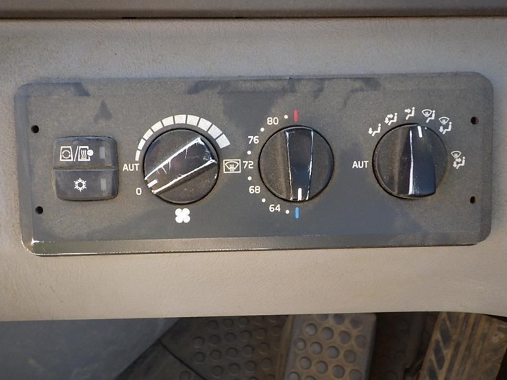 2018-volvo-a45g-image-47