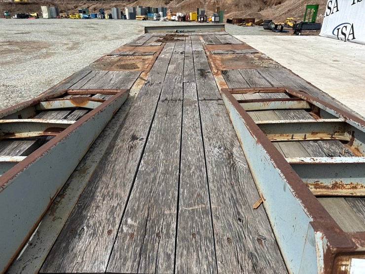 2005-massey-ferguson-8-image-28