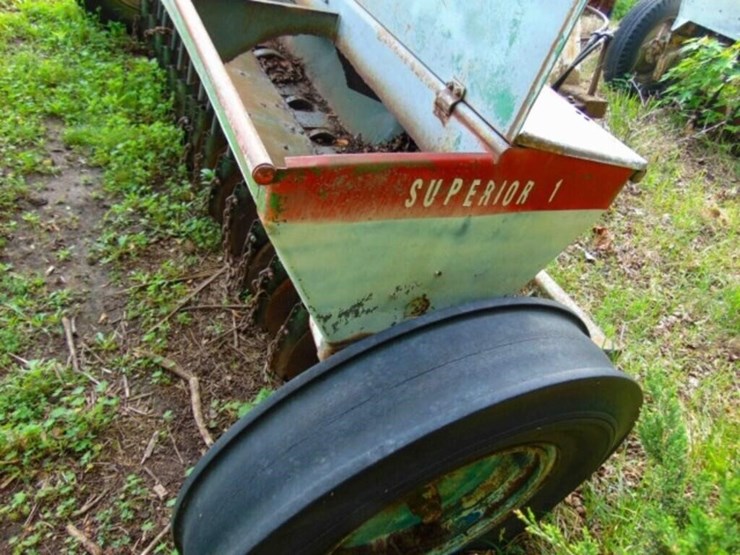 oliver-double-drill-with-hitch-image-12