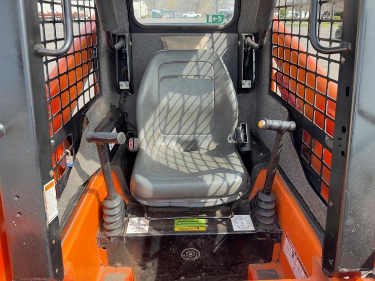 2021-gehl-rt105-image-19