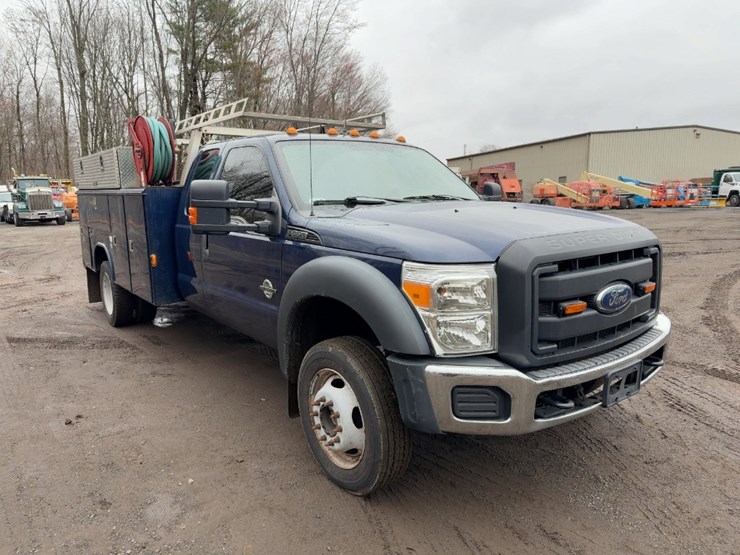 2012-ford-f550-xl-image-7