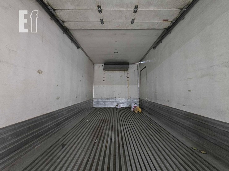 2009-freightliner-business-class-m2-106-image-16