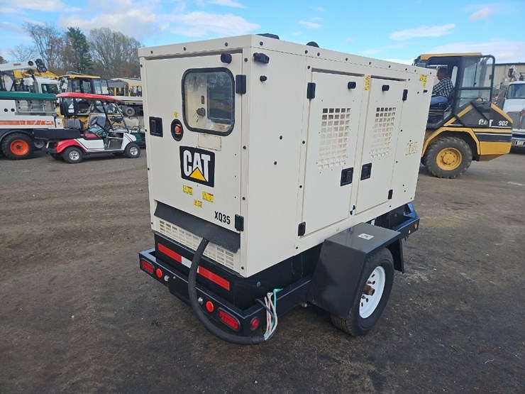 2017-caterpillar-xq35-image-5