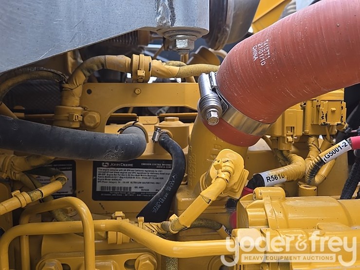 2021-deere-310sl-image-67