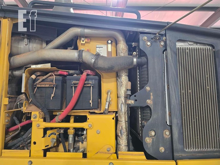 2012-deere-772g-image-28