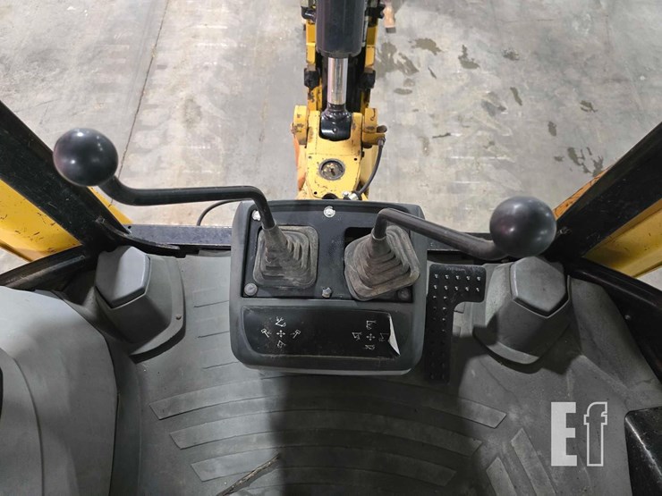 2008-caterpillar-416e-image-29