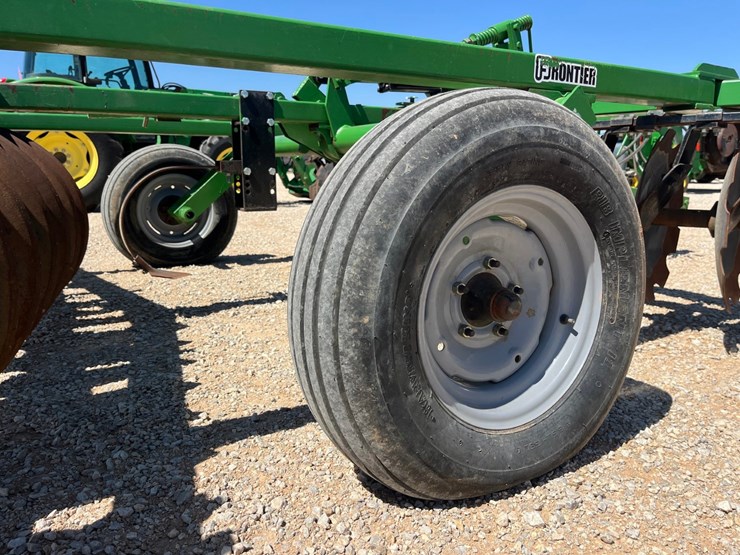 2019-frontier-dh1510-image-6