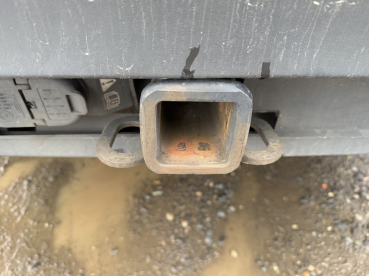 2020-ford-explorer-image-21