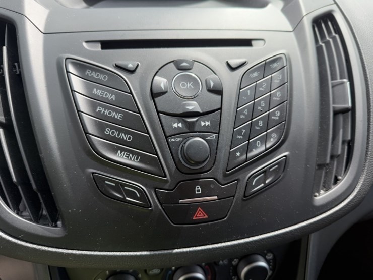 2016-ford-escape-image-29