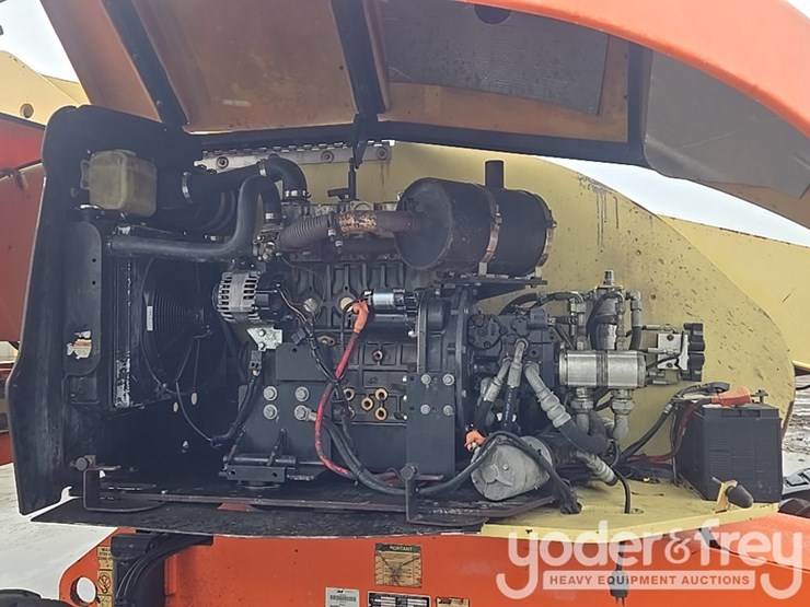 2008-jlg-400s-image-31