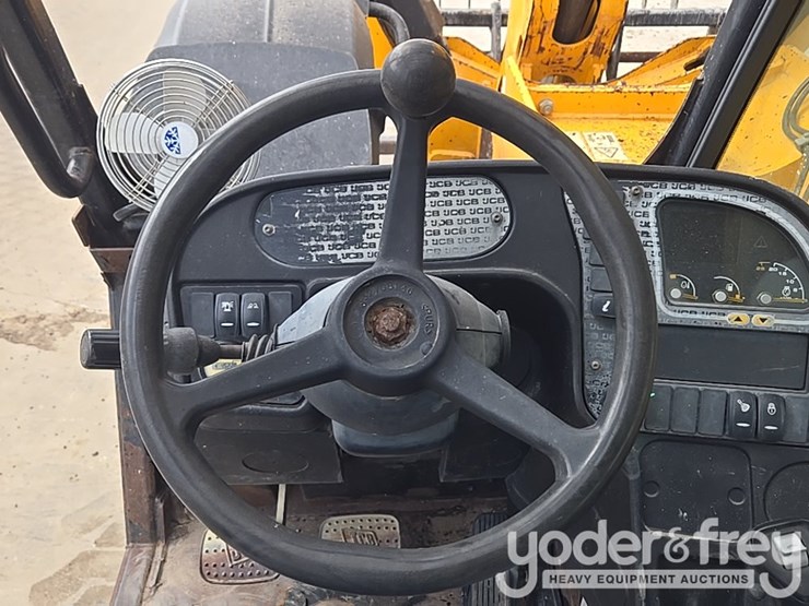 2017-jcb-510-56-image-77