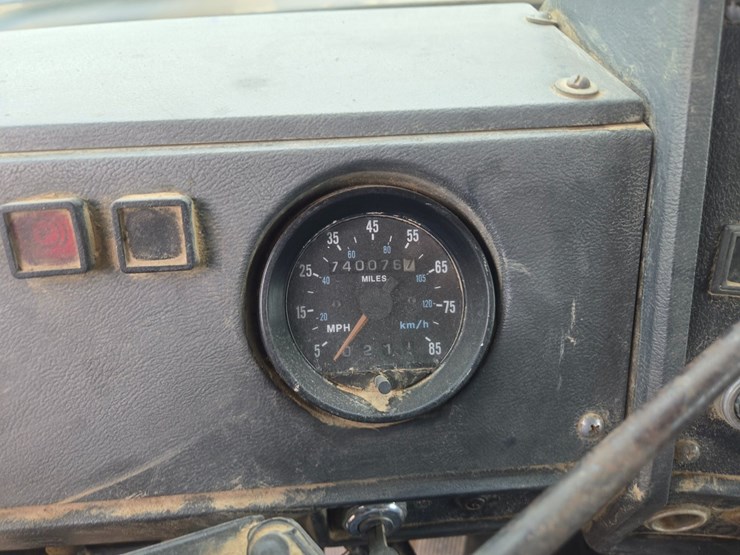 1996-mack-rd690s-image-68