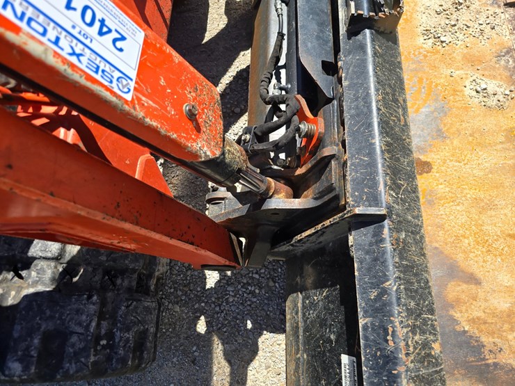 kubota-svl75-2-image-23