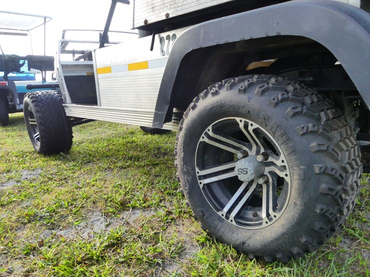 club-car-turf-2-image-5