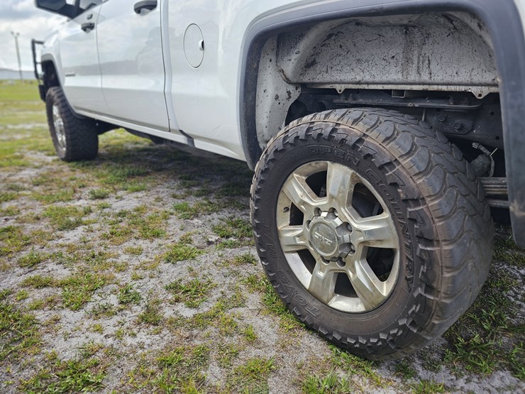 2019-gmc-sierra-2500-image-6