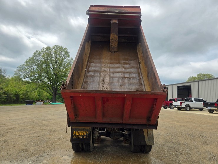 2001-mack-rd688s-image-30