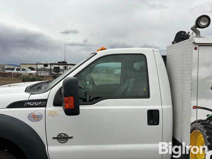 2012-ford-f550-xl-image-15