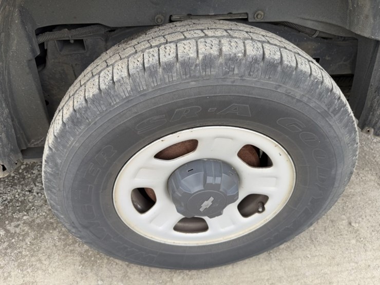 2012-chevrolet-colorado-image-17