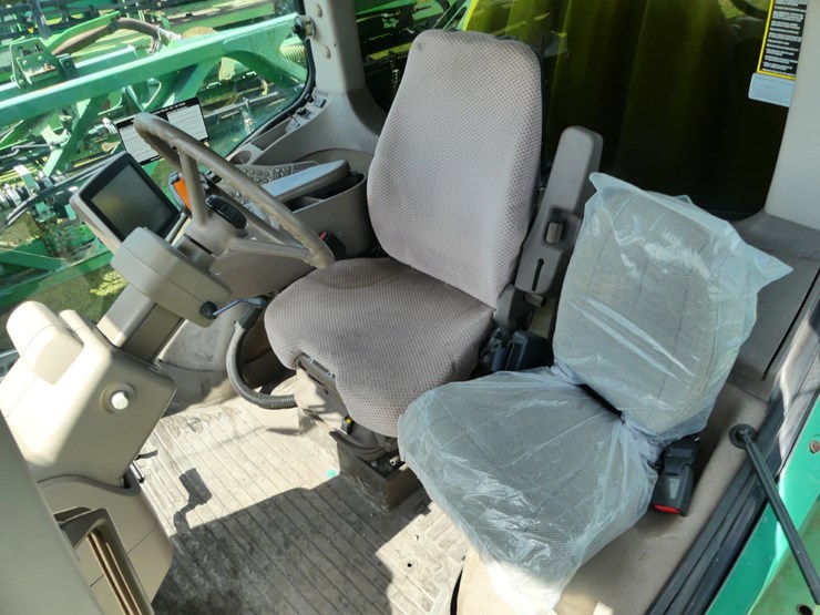 john-deere-r4030-image-12