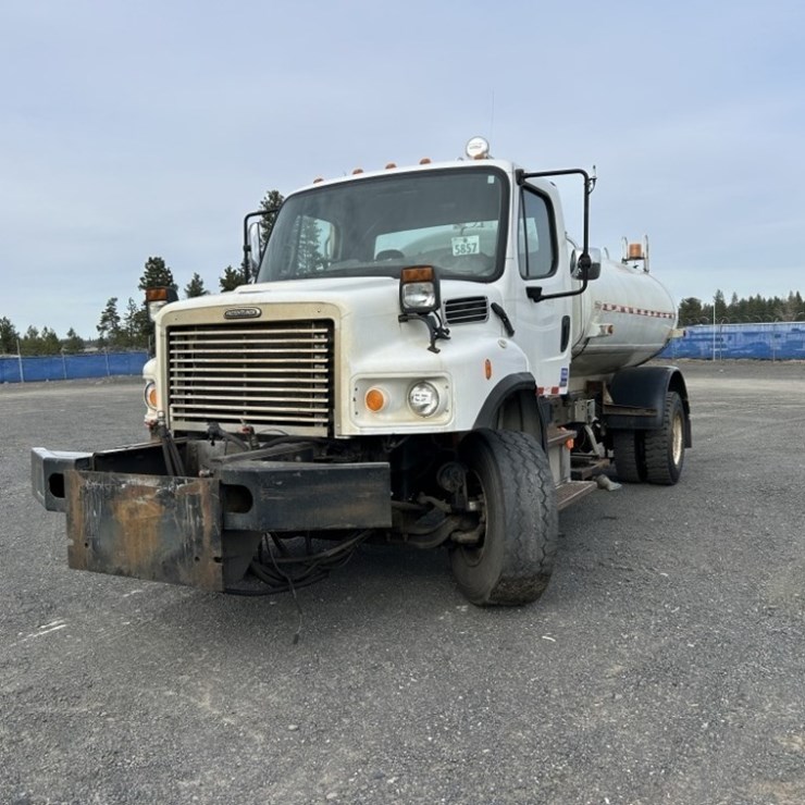 2006 Freightliner M2 Water Truck