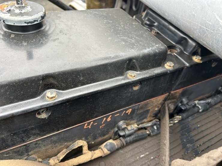 1994-peterbilt-377-image-47