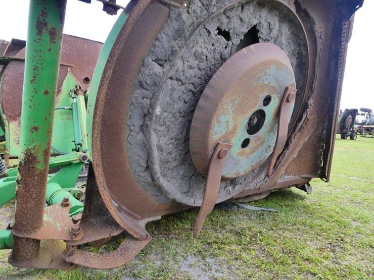 john-deere-15-image-7