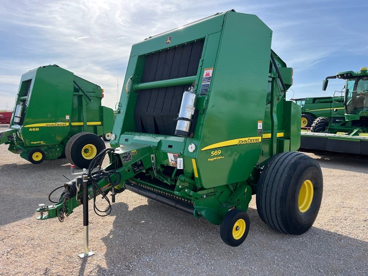 2015-john-deere-569-image-1