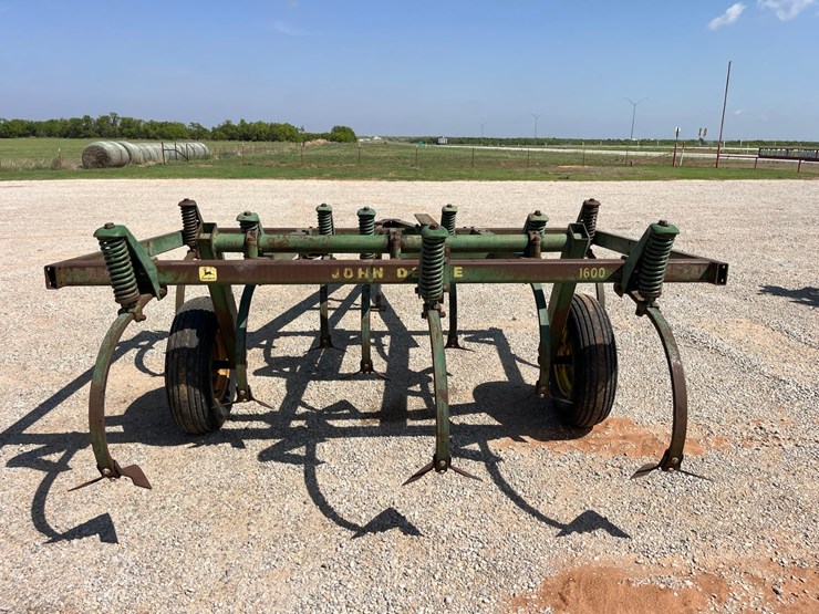 john-deere-1600-image-7