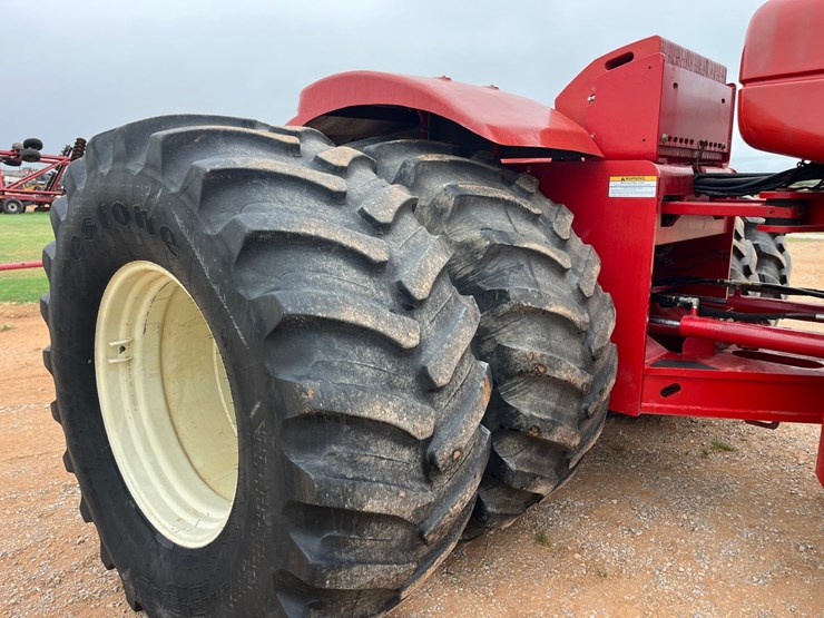 2008-versatile-535-image-13