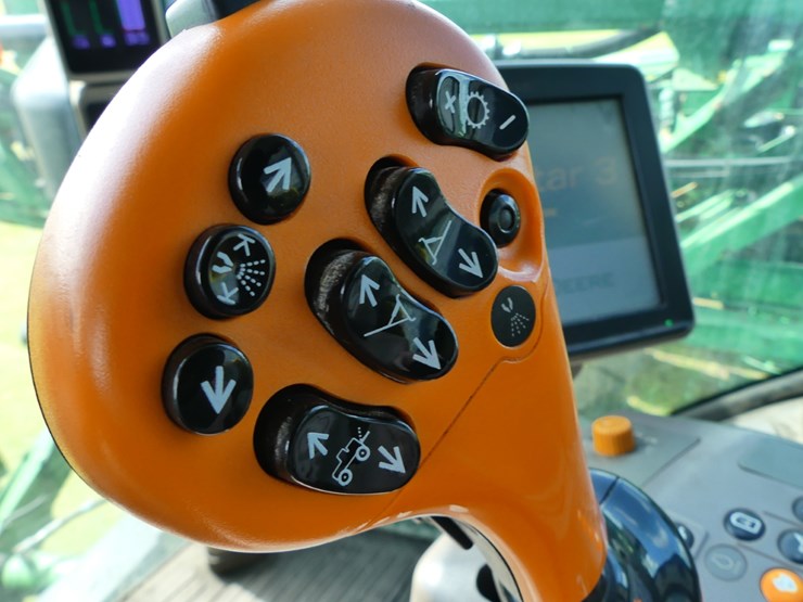 john-deere-r4030-image-16