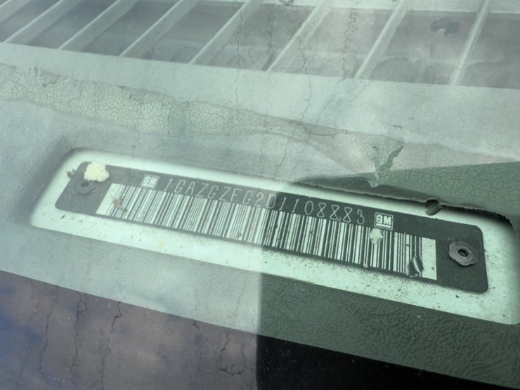 2017-chevrolet-express-3500-image-9