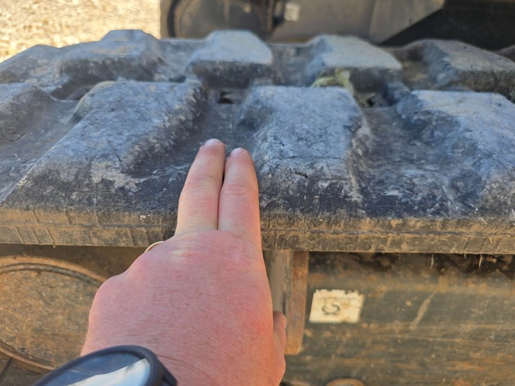 2022-bobcat-e50-image-34