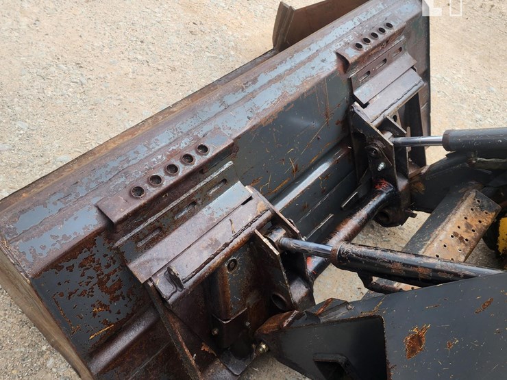 new-holland-ls150-image-10