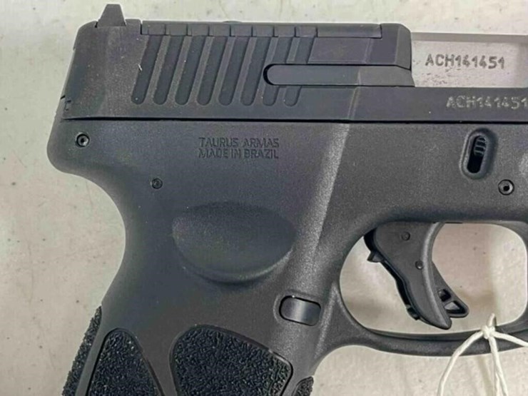 taurus-pistol-image-2