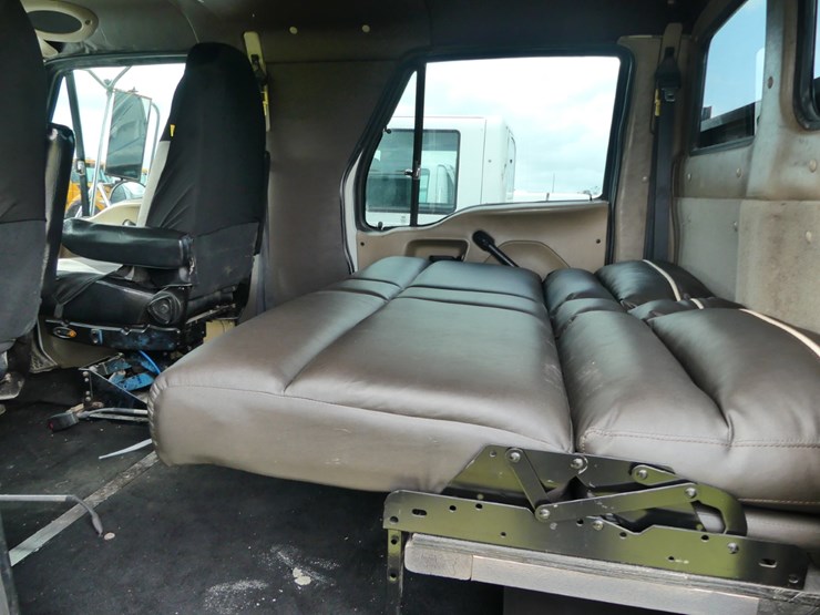 2006-sterling-acterra-image-9