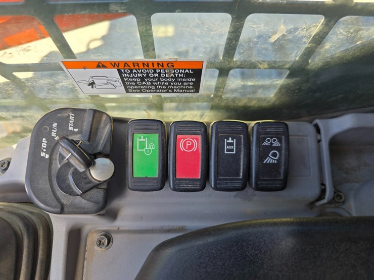 kubota-svl75-2-image-50