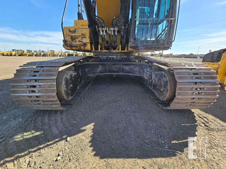 2018-caterpillar-336fl-image-27